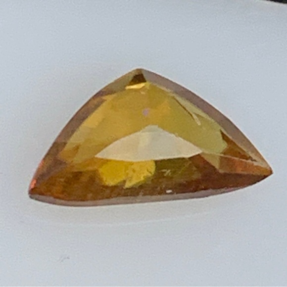 1.3 CT Natural Golden Sphene Color Change Loose Gemstone - Picture 6 of 13